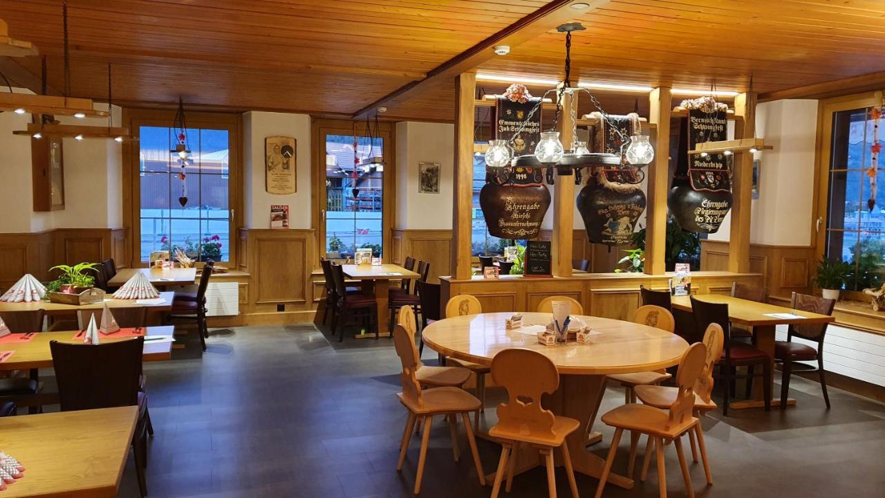 Gasthof Hirschen Wilderswil Exterior foto